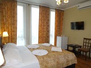 Отель Отель Медовый Гагра Двухместный номер «Комфорт» с 1 кроватью-2