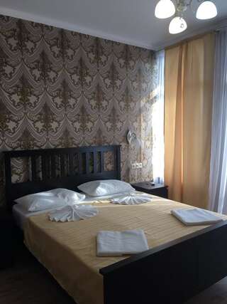 Отель Отель Медовый Гагра Двухместный номер «Комфорт» с 1 кроватью-3